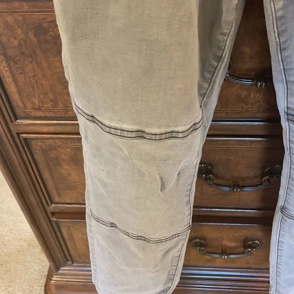 Old Navy Rockstar Mid Rise gray jeans - Picture 6 of 11